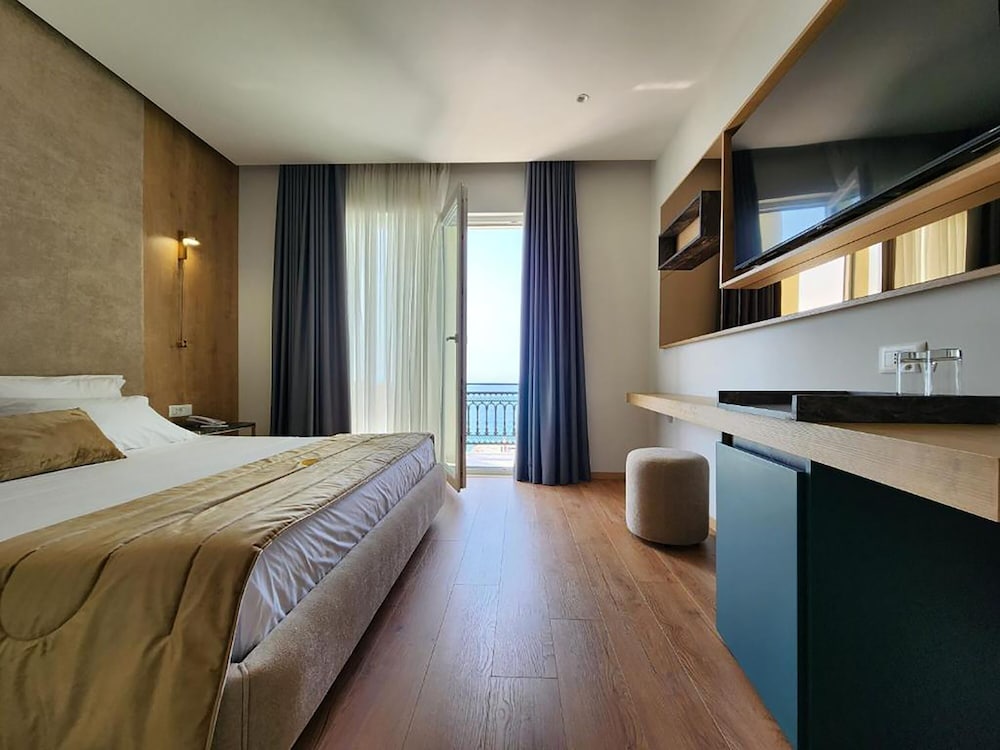 hotel gold