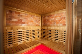 amira boutique hotel