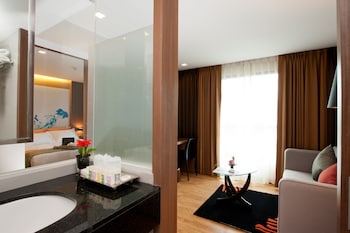 41 suite bangkok