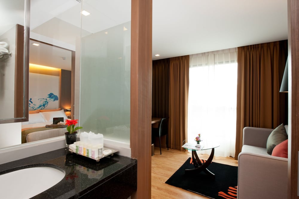 41 suite bangkok