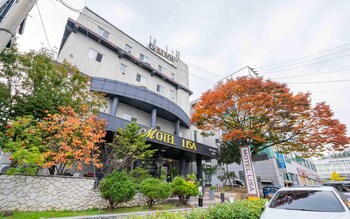 donghae lisa hotel