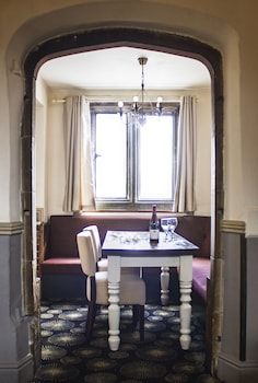 the boars head hotel
