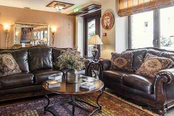 selestina boutique hotel