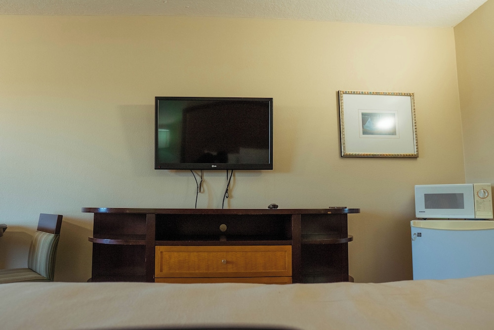 serena inn