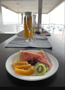 galapagos sunset hotel