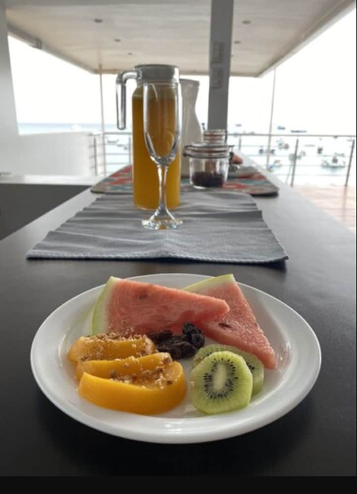 galapagos sunset hotel