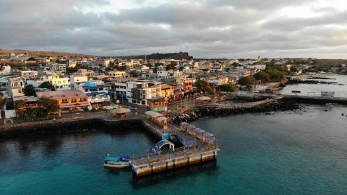 galapagos sunset hotel