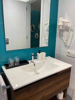 hotel oreneta gironella