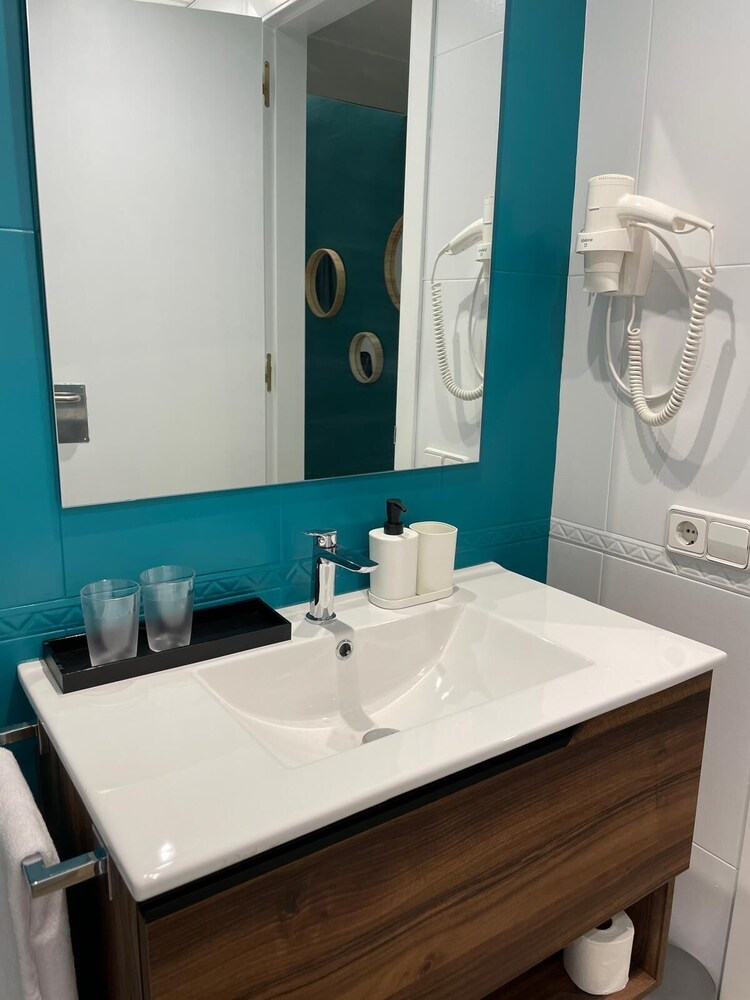 hotel oreneta gironella