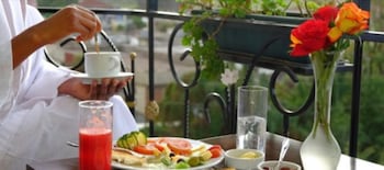 Abyssinia Renaissance Hotel,In Addis Ababa (Bole),4 star