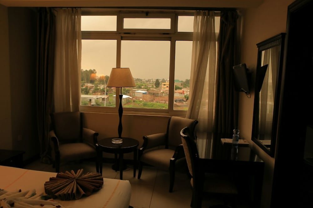 Alwaq Hotel,West Gojam>>Bahir Dar,3 star
