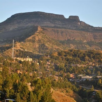 cliff edge hotel lalibela