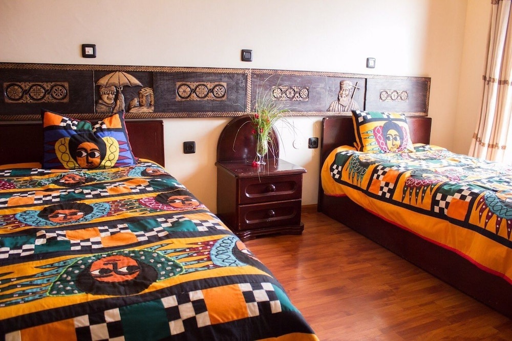 cliff edge hotel lalibela