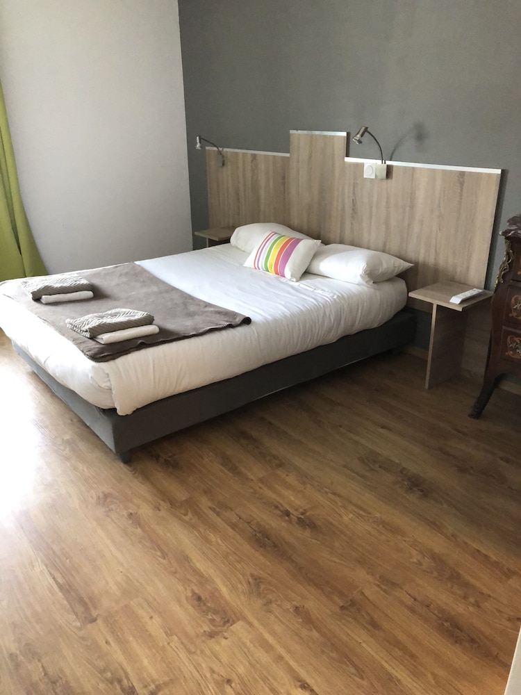 hotel le saint amand