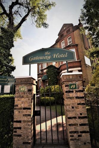 gateway hotel