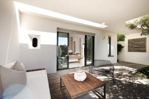 hotel cala di greco