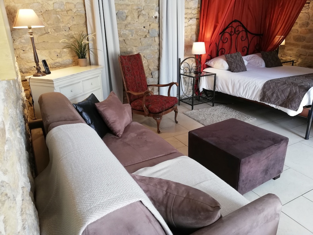 au domaine de la pommeraye and spa
