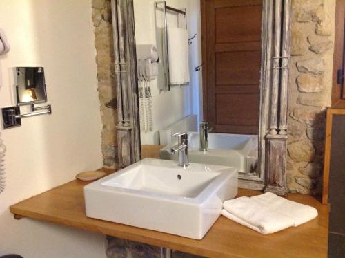 au domaine de la pommeraye and spa