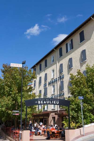 hotel beaulieu lyon charbonnieres