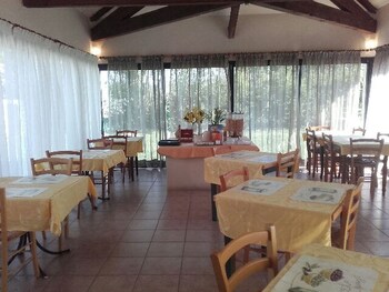 Prato Plage,Vaucluse>>Pernes-Les-Fontaines,3 star