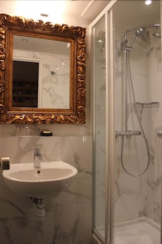 hotel victoria chatelet