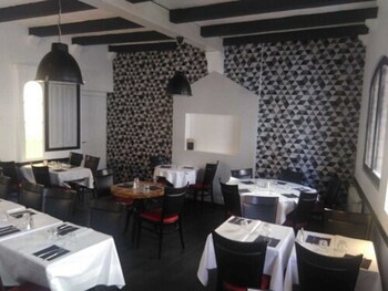 Le Kleber,Montreuil>>Bagnolet,2 star