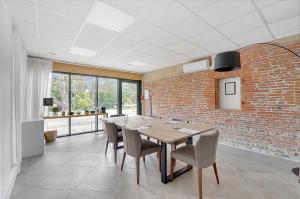 best western premier le domaine de montjoie