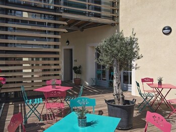 Hôtel Galilee ,Forcalquier>>Alpes-De-Haute-Provence,3 star