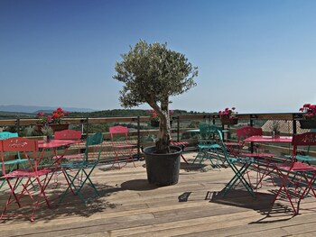 Hôtel Galilee ,Forcalquier>>Alpes-De-Haute-Provence,3 star