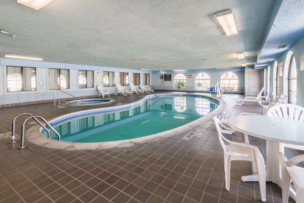 quality suites burleson ft worth