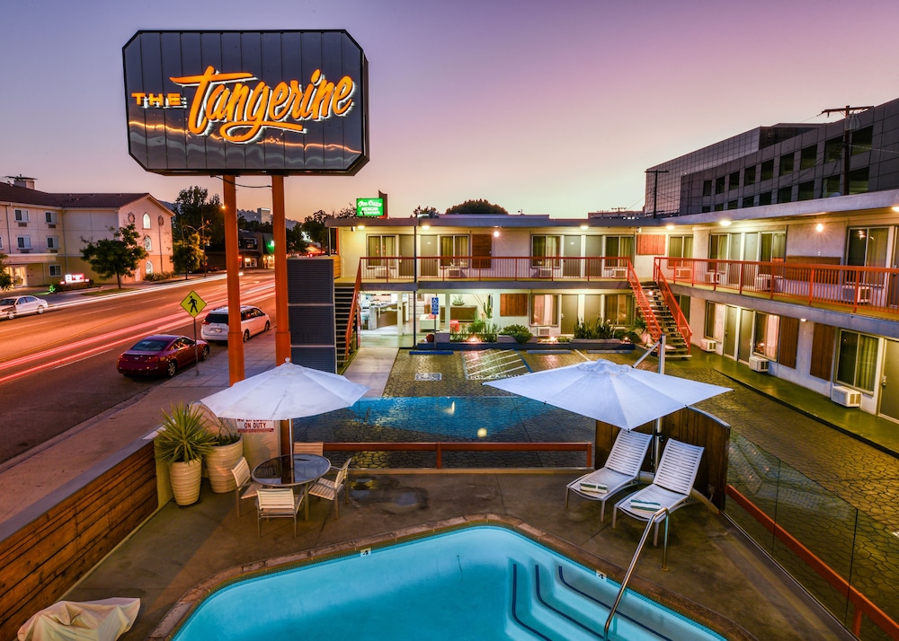 the tangerine a burbank hotel