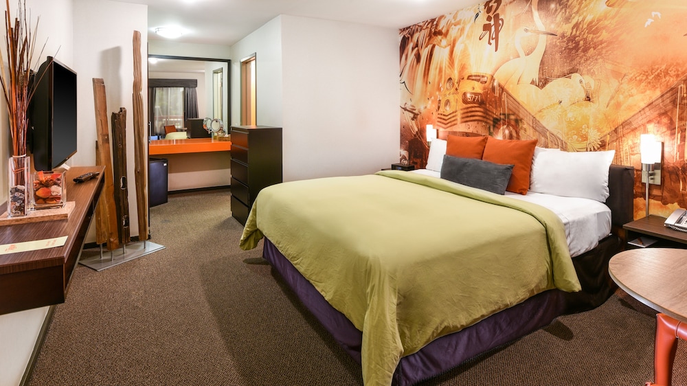 the tangerine a burbank hotel