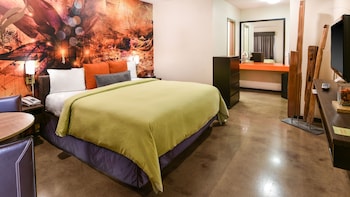 the tangerine a burbank hotel