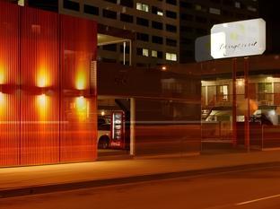 the tangerine a burbank hotel