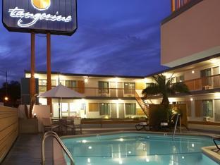 the tangerine a burbank hotel