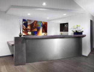 the tangerine a burbank hotel