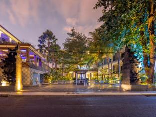 solia legian bali