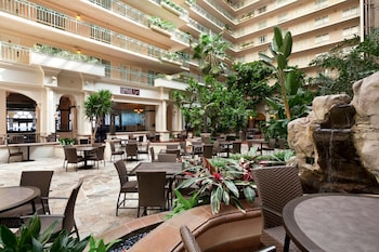 embassy suites by hilton san francisco airport waterfront