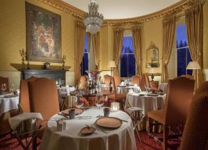 crossbasket castle hotel and restaurant