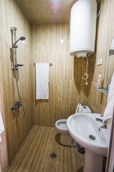 prometheus gate hotel