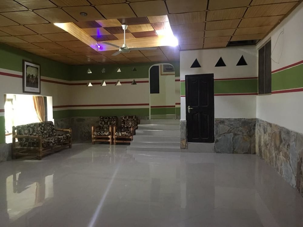 wildwin resort hostel