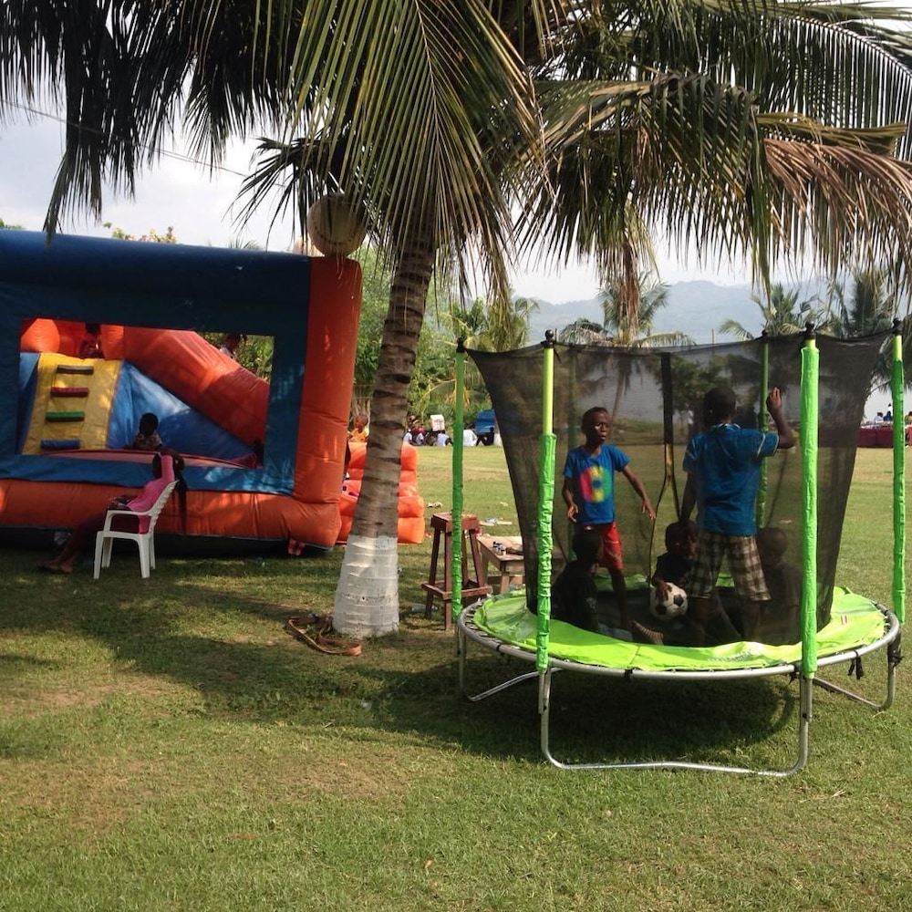 wildwin resort hostel