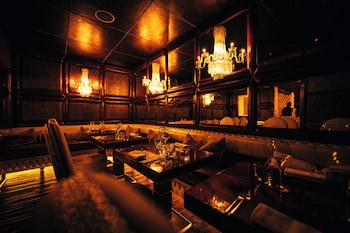 crazy bear hotel beaconsfield