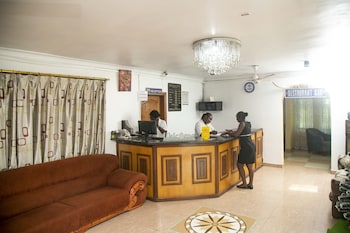 Brookvale Hotel,Bawjiase>>Accra,3 star