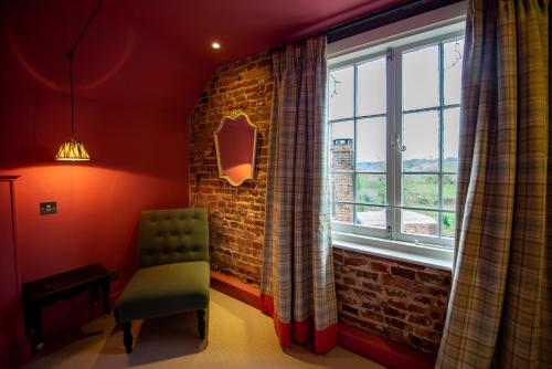 the leicester arms country inn