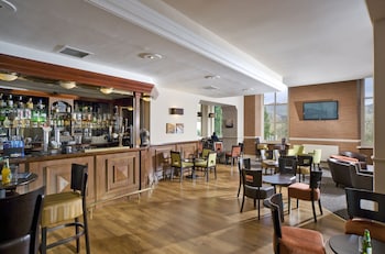 the tarbet hotel