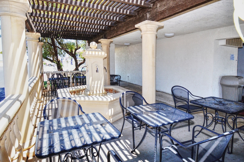 vagabond inn buttonwillow north i 5