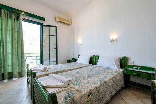 zoe boutique hotel