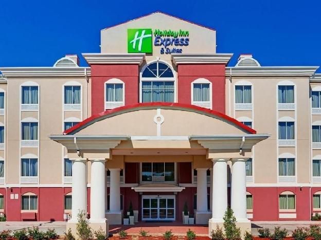 holiday inn express hotel and suites byram by ihg