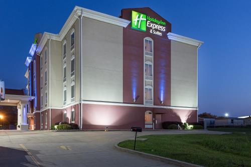 holiday inn express hotel and suites byram by ihg